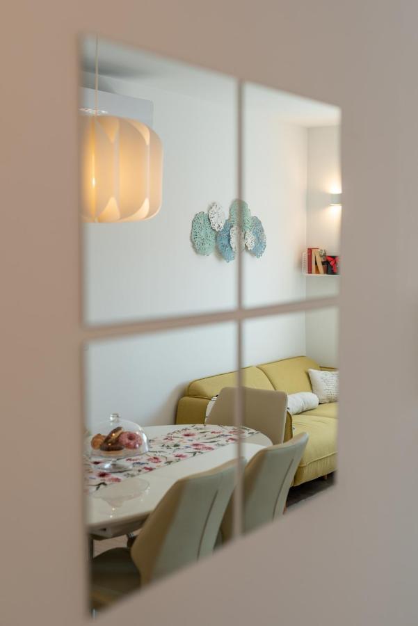 Apartman Lotos Apartamento Trogir Exterior foto