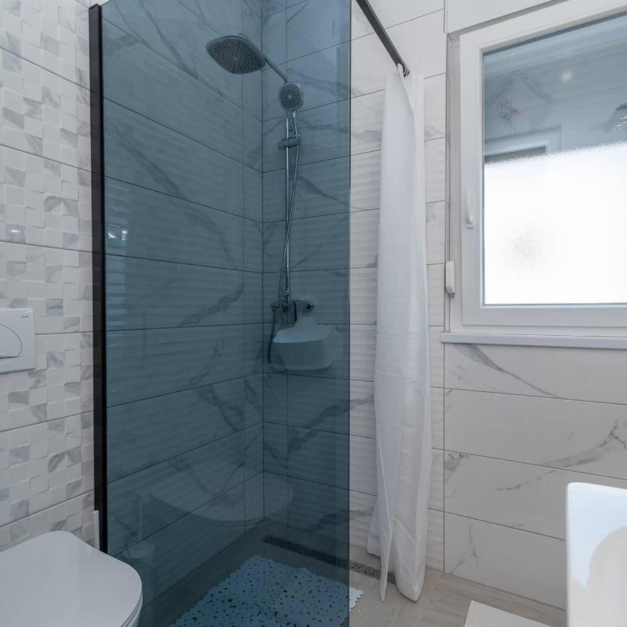 Apartman Lotos Apartamento Trogir Exterior foto