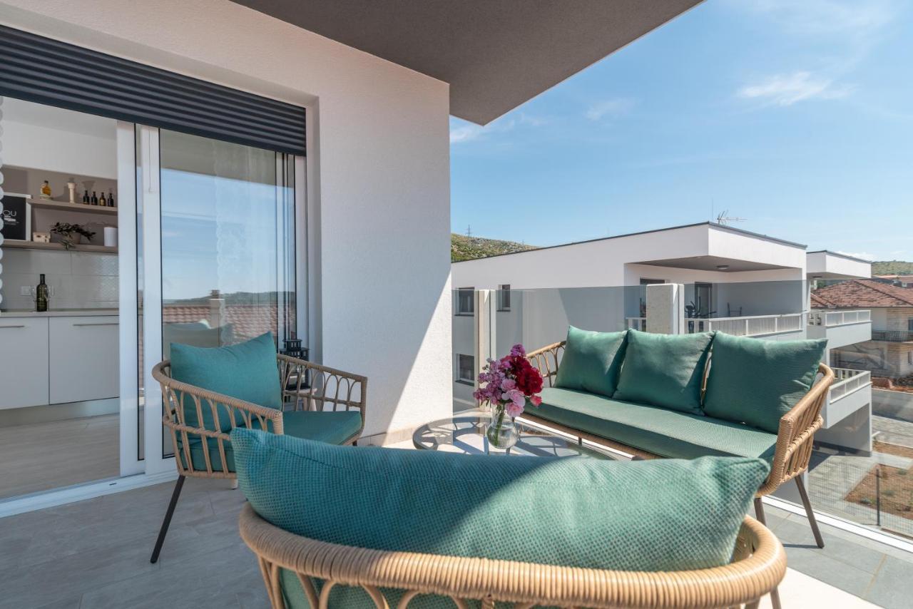 Apartman Lotos Apartamento Trogir Exterior foto