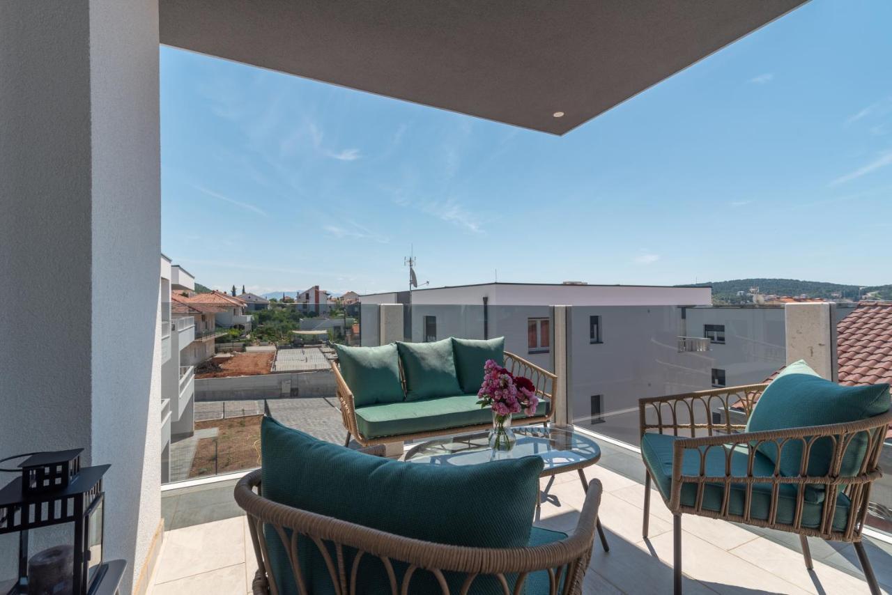 Apartman Lotos Apartamento Trogir Exterior foto